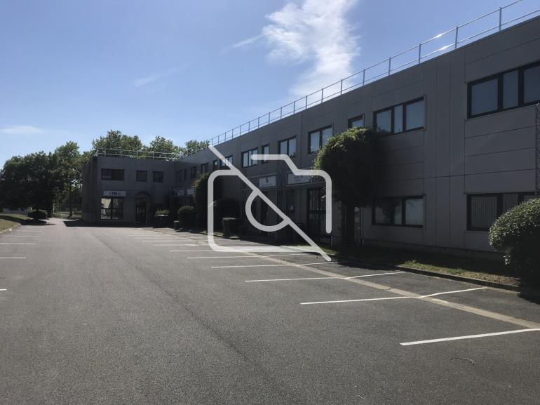 Entrepôt à louer à Bondoufle - 496 m²