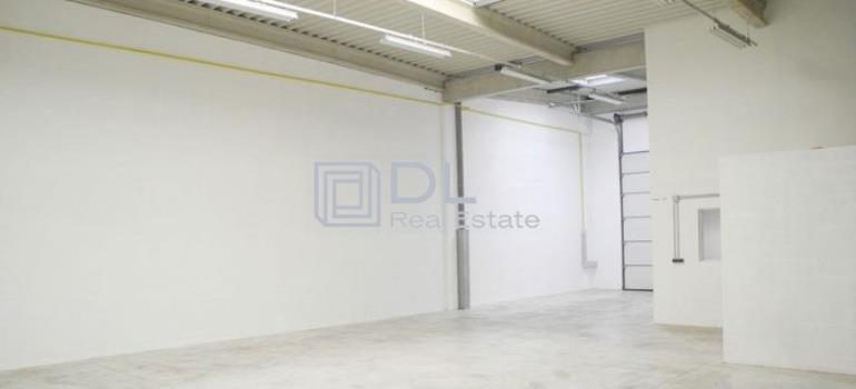Entrepôt à louer à Moissy-Cramayel - 290 m²