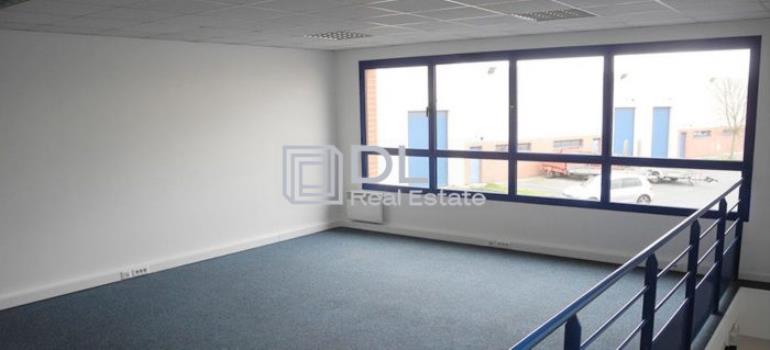 Entrepôt à louer à Moissy-Cramayel - 290 m²