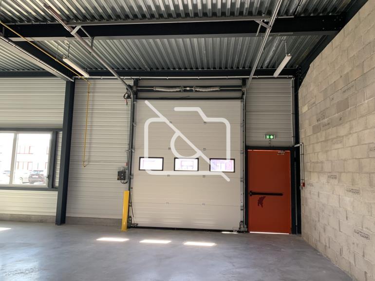 Entrepôt à louer à Villebon-sur-Yvette - 511 m²