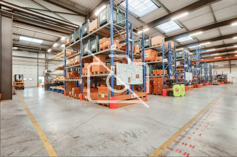 Entrepôt à louer à Croissy-Beaubourg - 9 199 m²
