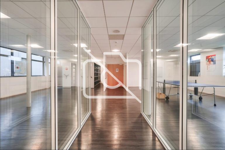 Entrepôt à louer à Croissy-Beaubourg - 9 199 m²
