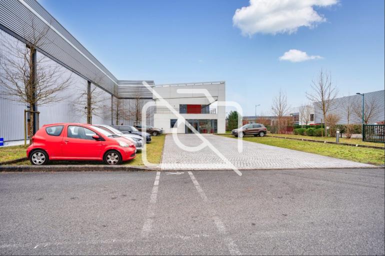 Entrepôt à louer à Croissy-Beaubourg - 9 199 m²