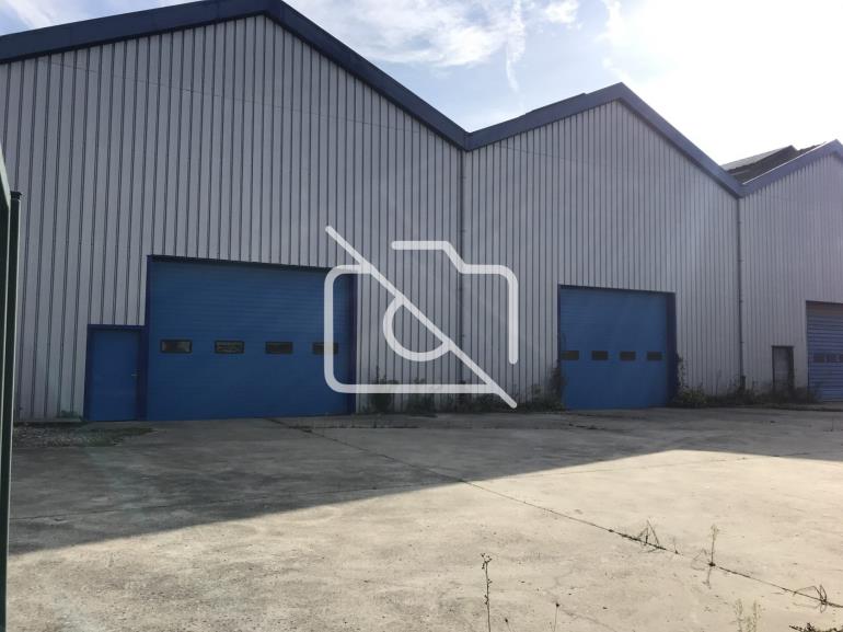 Entrepôt à louer à Corbeil-Essonnes - 1 600 m²
