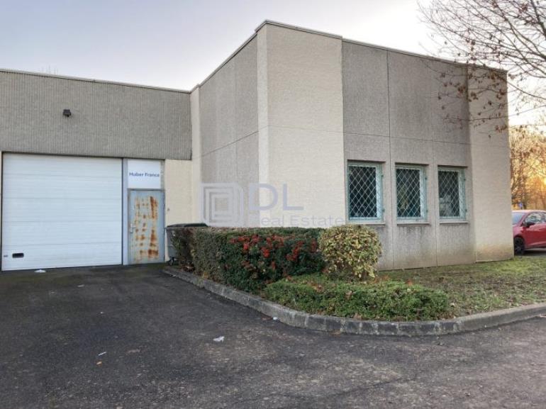 Entrepôt à louer à Lognes - 385 m²