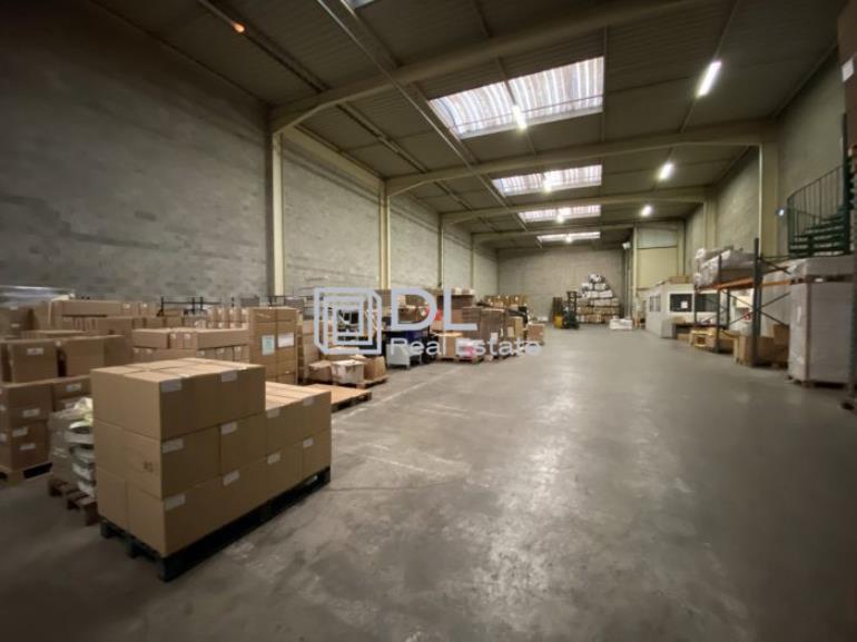 Entrepôt à louer à Boissy-Saint-Léger - 441 m²