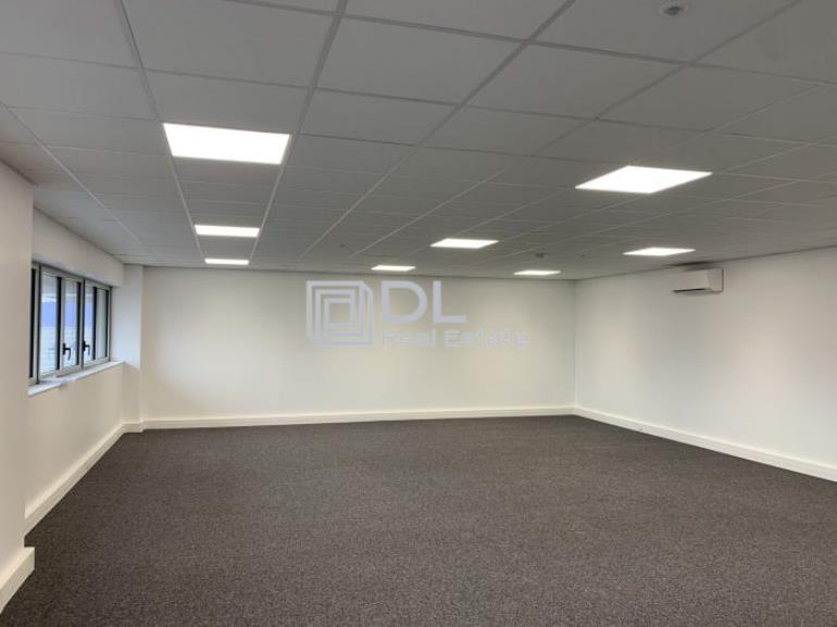 Entrepôt à louer à Brétigny-sur-Orge - 874 m²