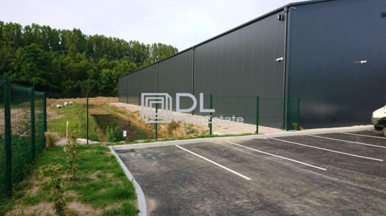 Entrepôt à louer à Bruyères-le-Châtel - 588 m²