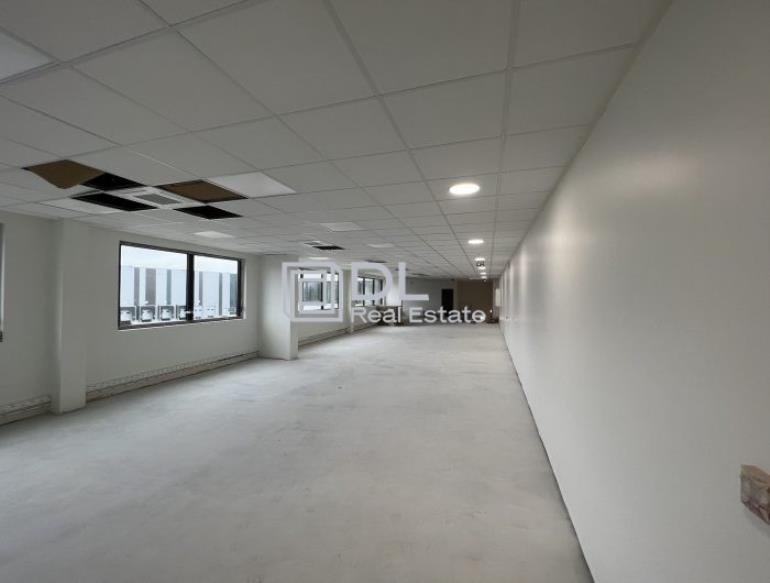 Entrepôt à louer à Viry-Châtillon - 2 687 m²