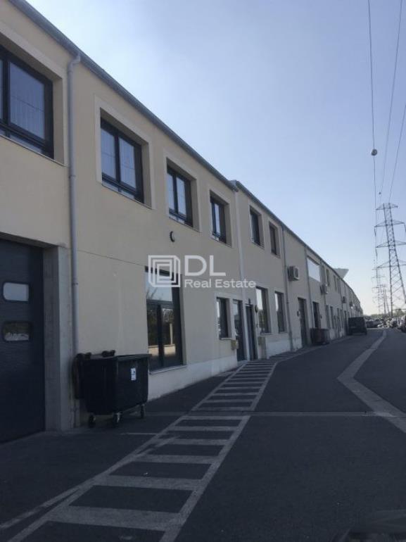 Entrepôt à louer à Ris-Orangis - 247 m²