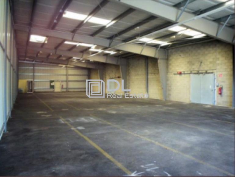 Entrepôt à louer à Boissy-sous-Saint-Yon - 490 m²