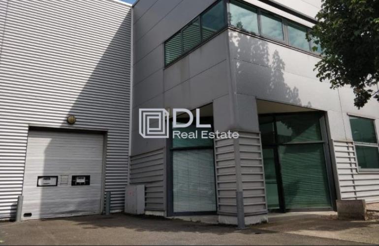 Entrepôt à louer à Ivry-sur-Seine - 1 095 m²