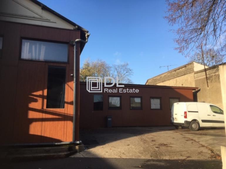 Entrepôt à louer à Villejuif - 480 m²