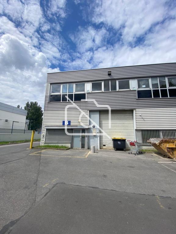 Entrepôt à louer à Fontenay-sous-Bois - 396 m²