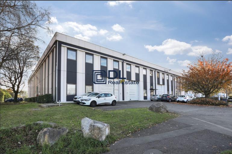 Entrepôt à louer à Villeneuve-d Ascq - 1 816 m²