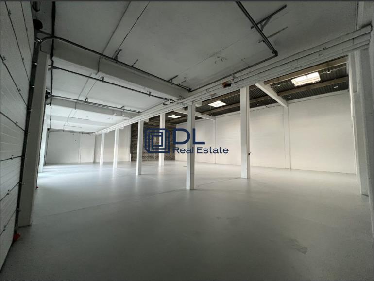 Entrepôt à louer à Villeneuve-d Ascq - 1 816 m²