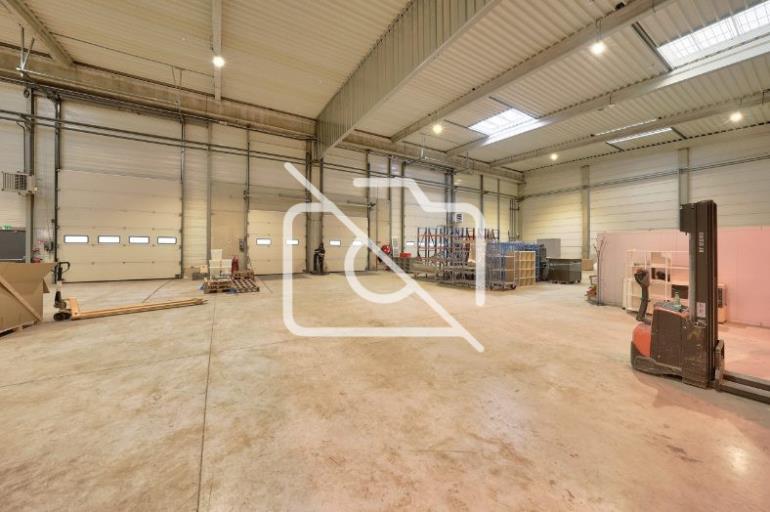 Entrepôt à louer à Lieusaint - 3 290 m²