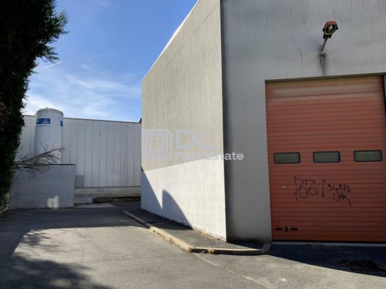 Entrepôt à louer à Pontault-Combault - 530 m²