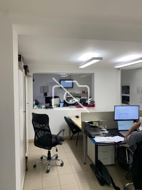 Entrepôt à vendre à Champigny-sur-Marne - 475 m²