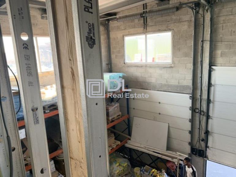 Entrepôt à louer à Crosne - 210 m²