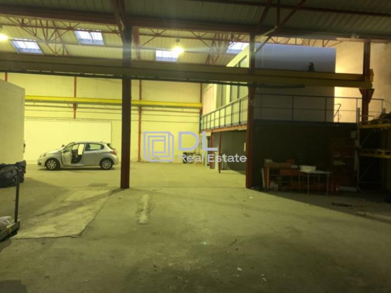 Entrepôt à louer à Saint-Maur-des-Fossés - 400 m²