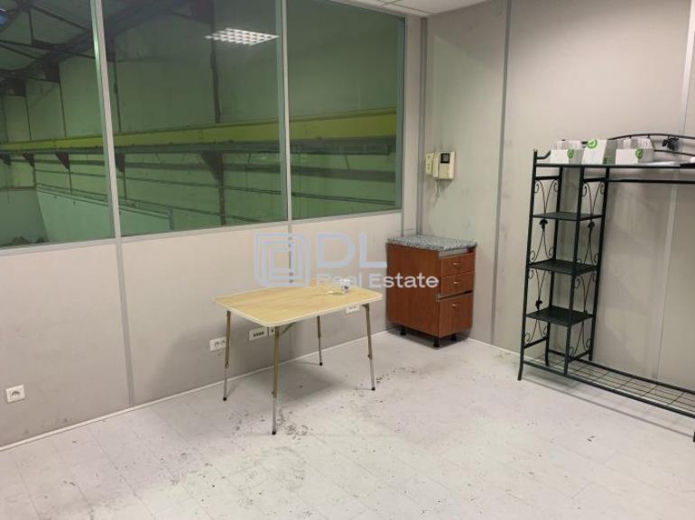 Entrepôt à louer à Saint-Maur-des-Fossés - 400 m²