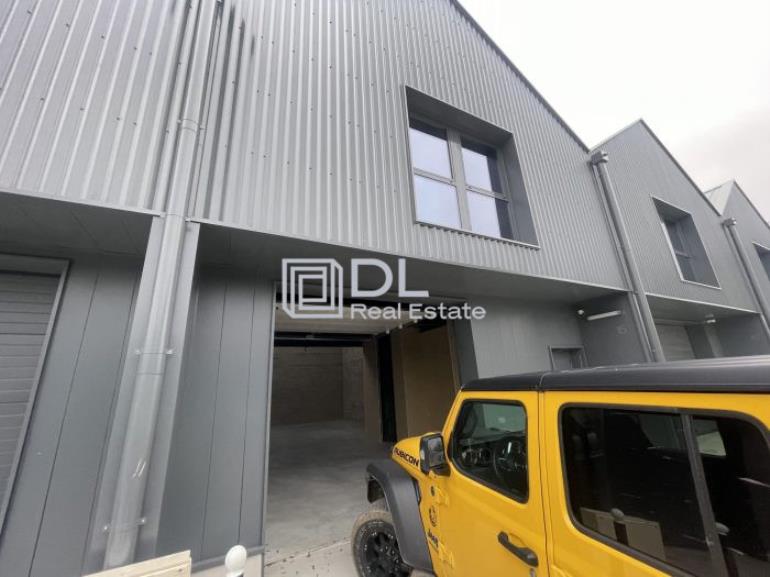 Entrepôt à louer à Brie-Comte-Robert - 137 m²