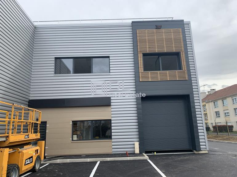 Entrepôt à louer à Villemoisson-sur-Orge - 876 m²
