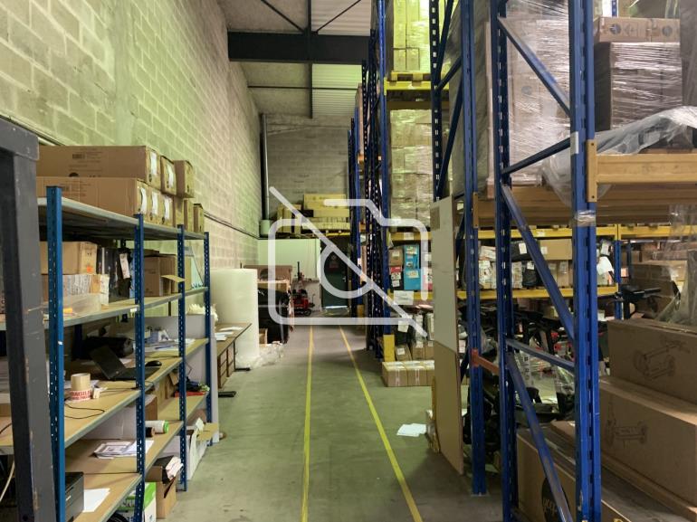 Entrepôt à louer à Alfortville - 1 100 m²