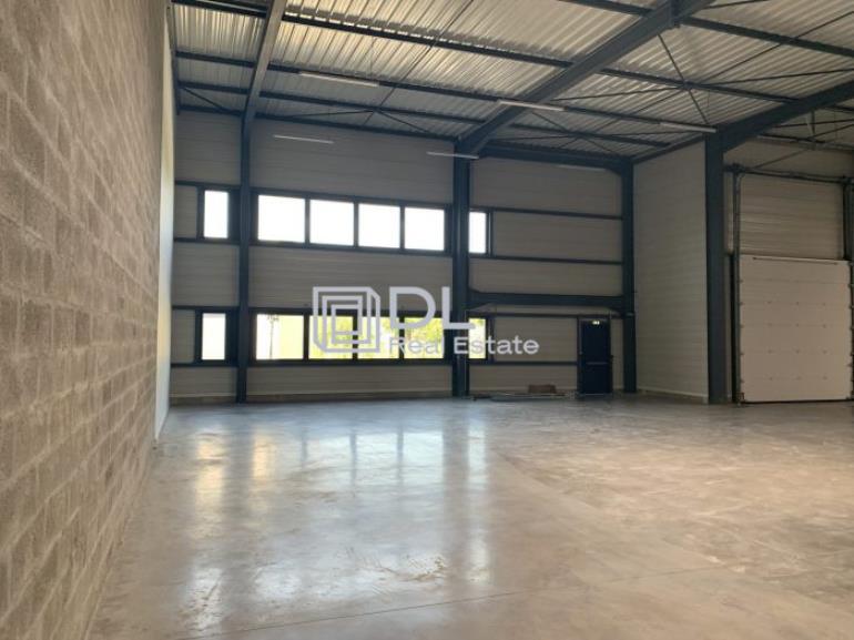 Entrepôt à louer à Grigny - 2 179 m²