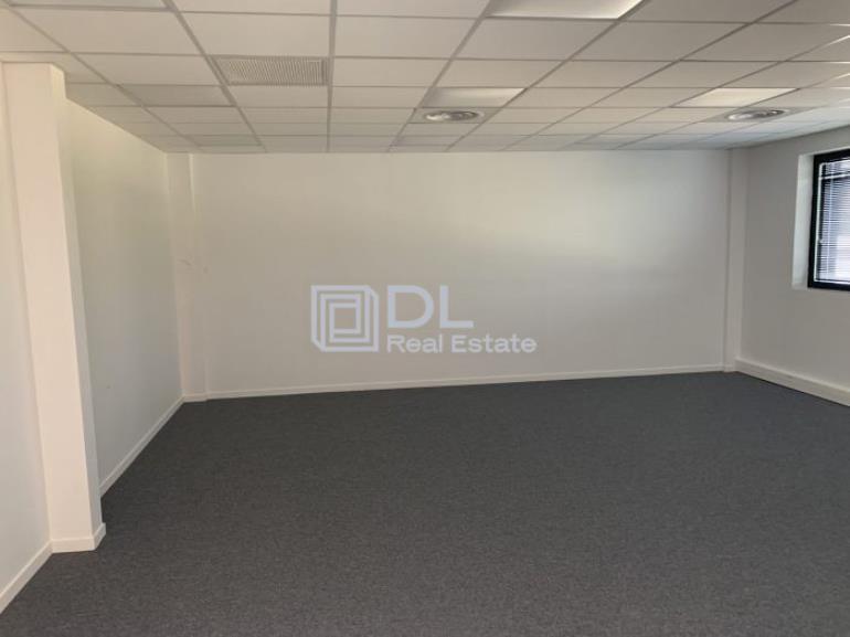 Entrepôt à louer à Grigny - 2 179 m²