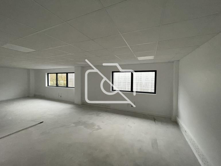 Entrepôt à louer à Bussy-Saint-Georges - 1 145 m²