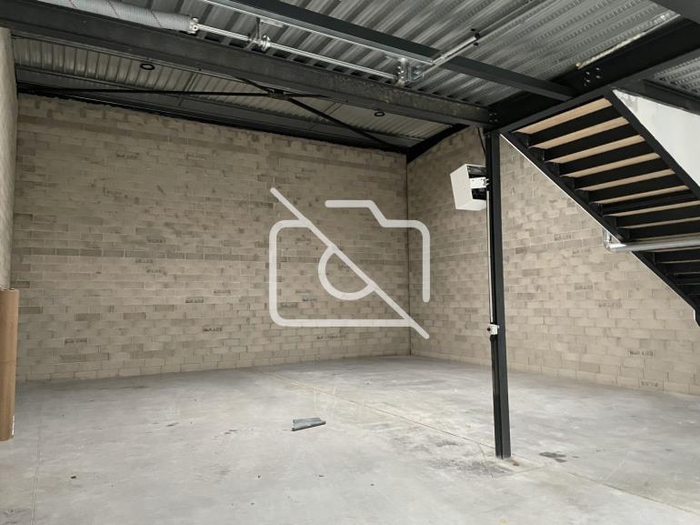 Entrepôt à louer à Bussy-Saint-Georges - 1 145 m²