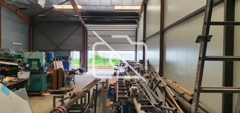 Entrepôt à vendre à Moissy-Cramayel - 240 m²