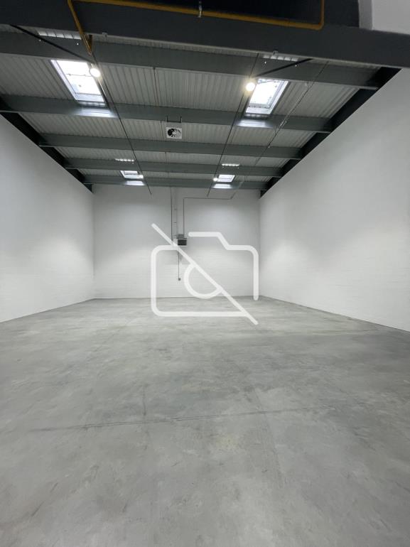 Entrepôt à louer à Corbeil-Essonnes - 7 000 m²
