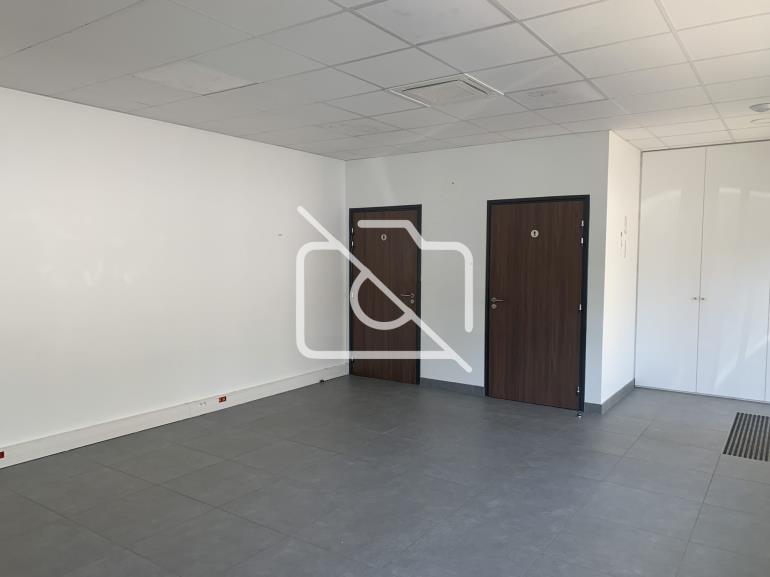 Entrepôt à louer à Palaiseau - 707 m²