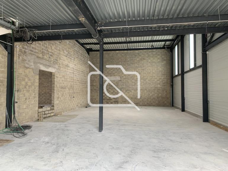 Entrepôt à louer à Lieusaint - 3 772 m²