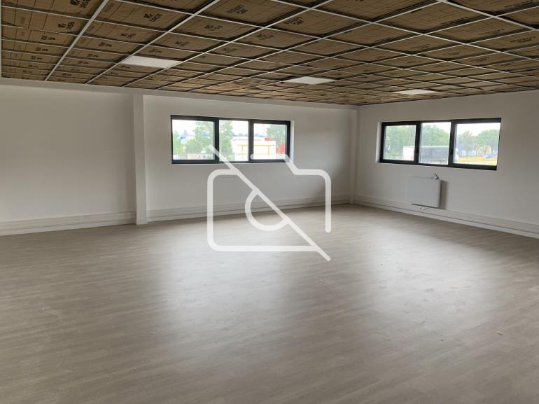 Entrepôt à louer à Lieusaint - 3 772 m²