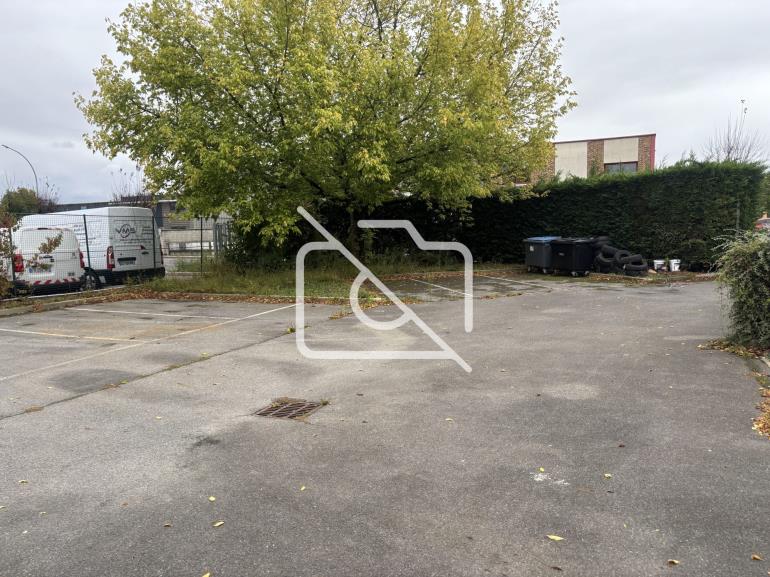 Entrepôt à louer à Croissy-Beaubourg - 1 459 m²
