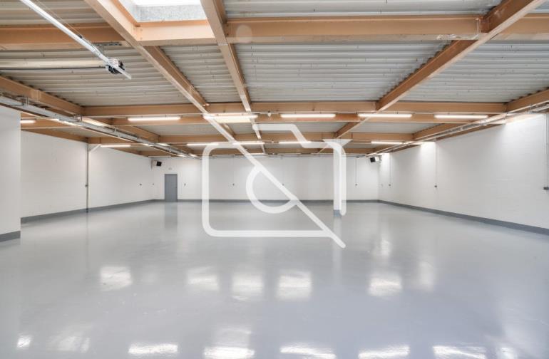 Entrepôt à louer à Croissy-Beaubourg - 1 459 m²