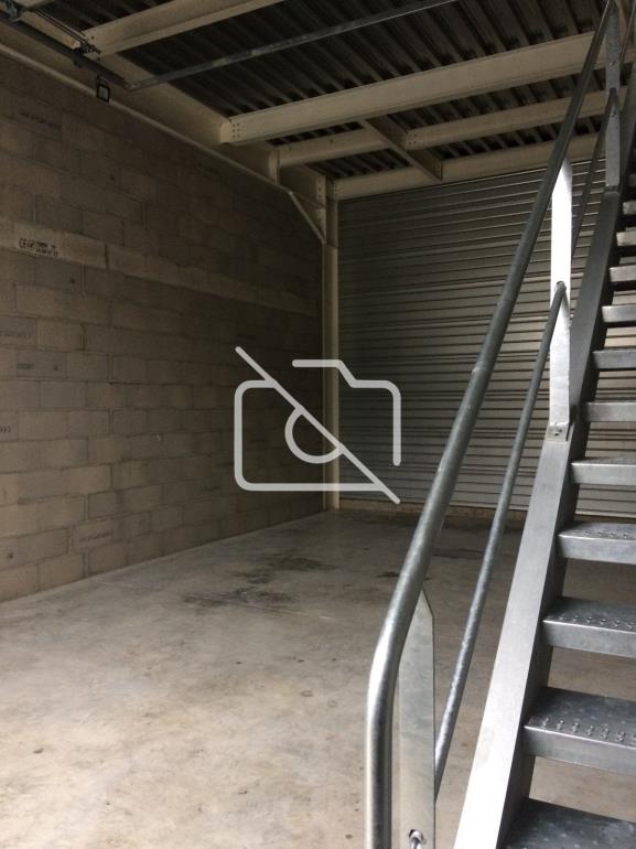 Entrepôt à louer à Valenton - 120 m²