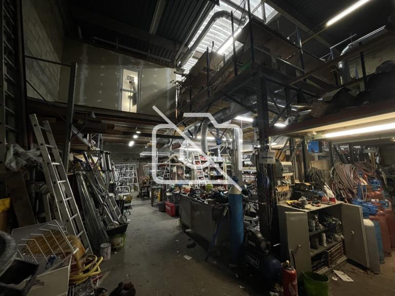 Entrepôt à louer à Bonneuil-sur-Marne - 160 m²