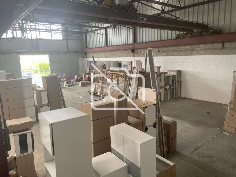 Entrepôt à louer à Sucy-en-Brie - 624 m²