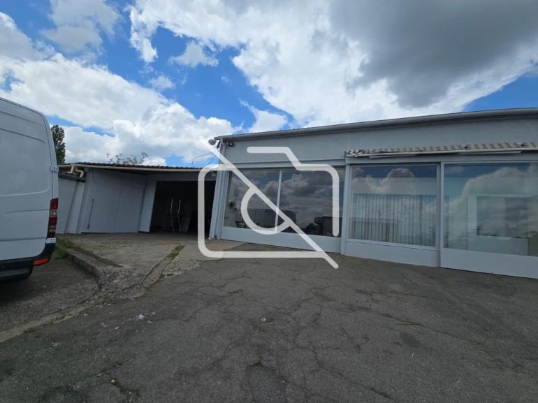Entrepôt à vendre à Linas - 1 259 m²