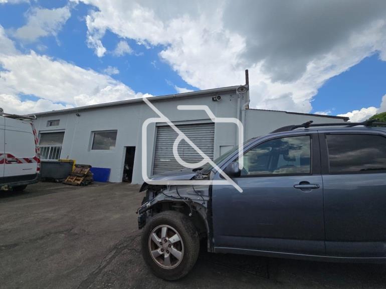 Entrepôt à vendre à Linas - 1 259 m²