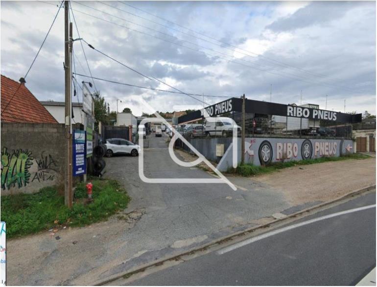 Entrepôt à vendre à Linas - 1 259 m²