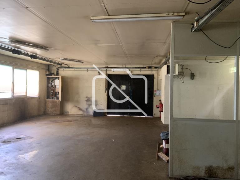 Entrepôt à vendre à Marcoussis - 1 200 m²