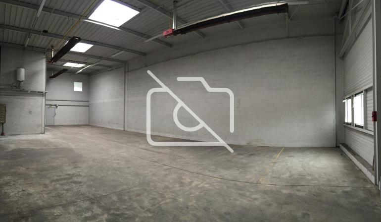 Entrepôt à louer à Chelles - 391 m²