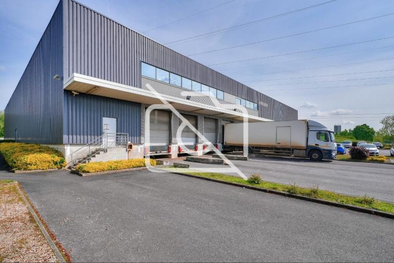 Entrepôt à louer à Villeparisis - 3 668 m²