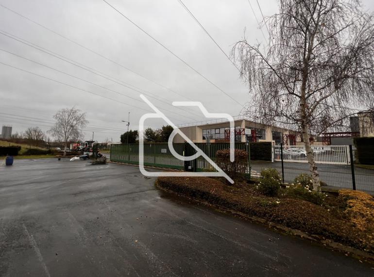 Entrepôt à louer à Villeparisis - 3 668 m²